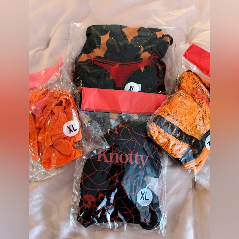 Knotty Knickers XL Bundle in Black & Orange